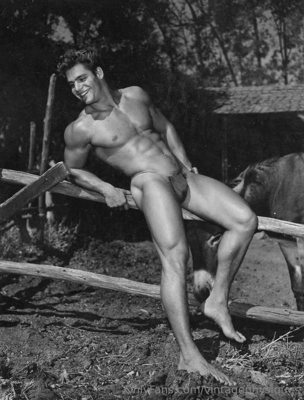 Dick Dubois!  Always one of my favorites!  Happy Friday ever..