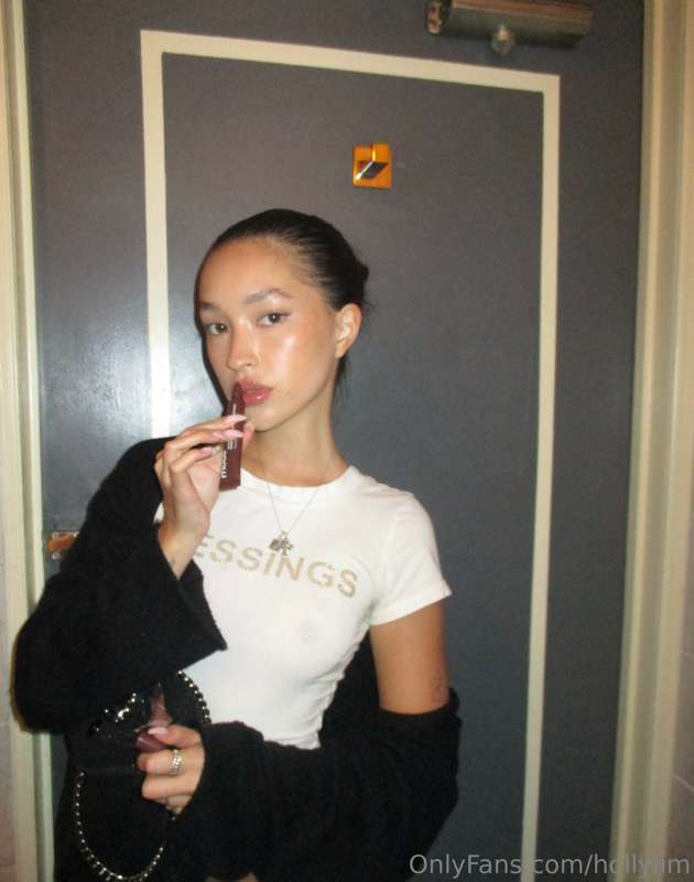 hollylim photo