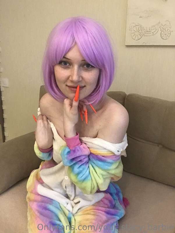 Do you think I'm just a cute unicorn?😏🍌
What if I tell you t..
