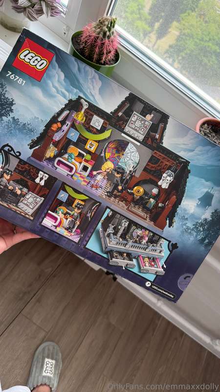 Starting this LEGO set today 🤯 Wish me luck, ‘cause I alread..