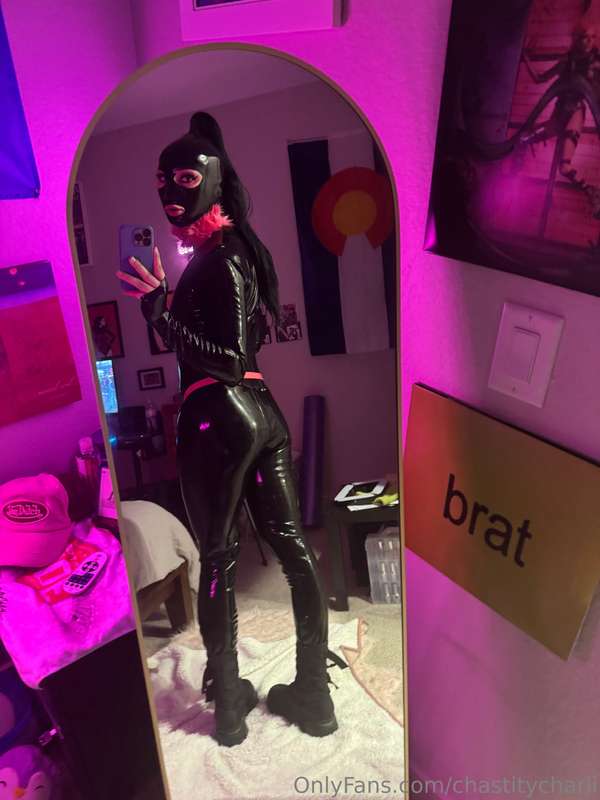 chastitycharli