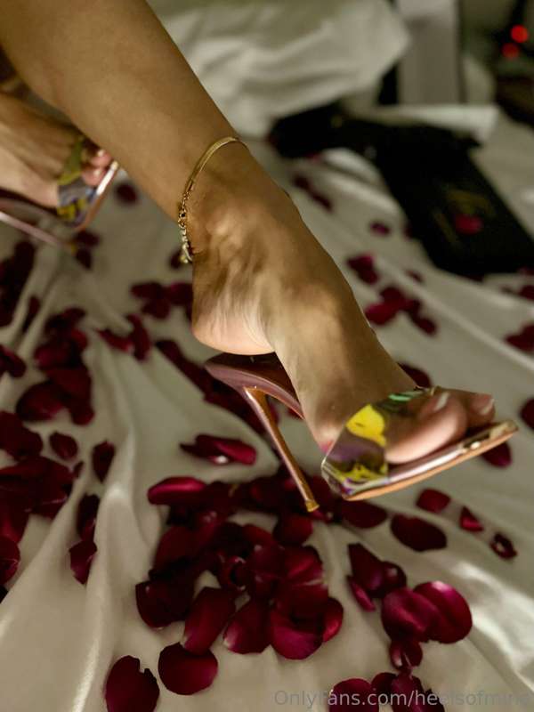heelsofmine image #0
