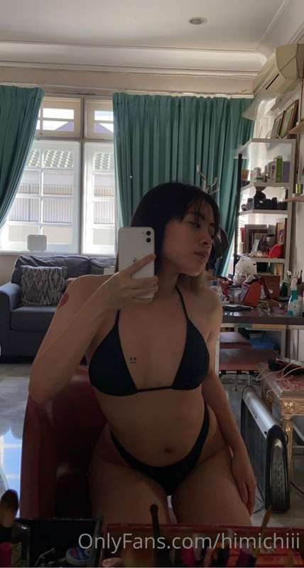 Would you like to see more of me in bikinis?