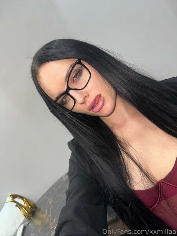 😋