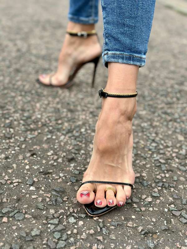 heelsofmine image #4