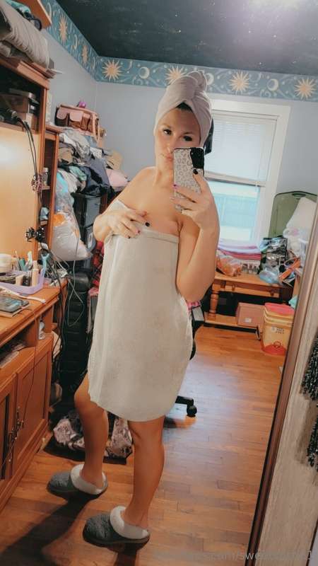 Wanna help me get ready today?!