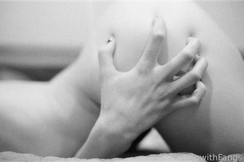kittenwithfangs image #2