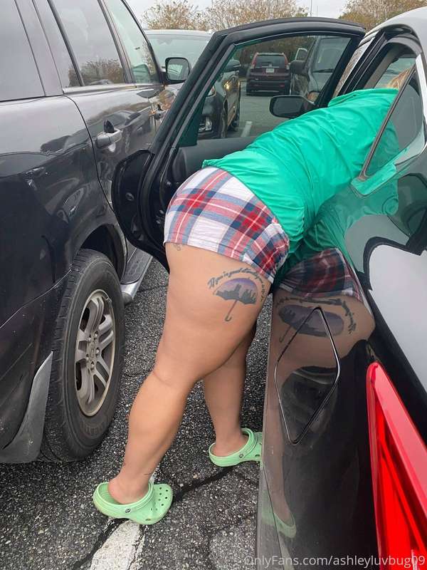 ashleyluvbug09