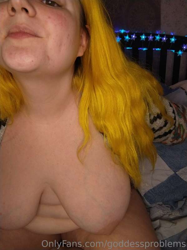 oh hello, unposted sexy goddess bod gemzzz 😻😻😻