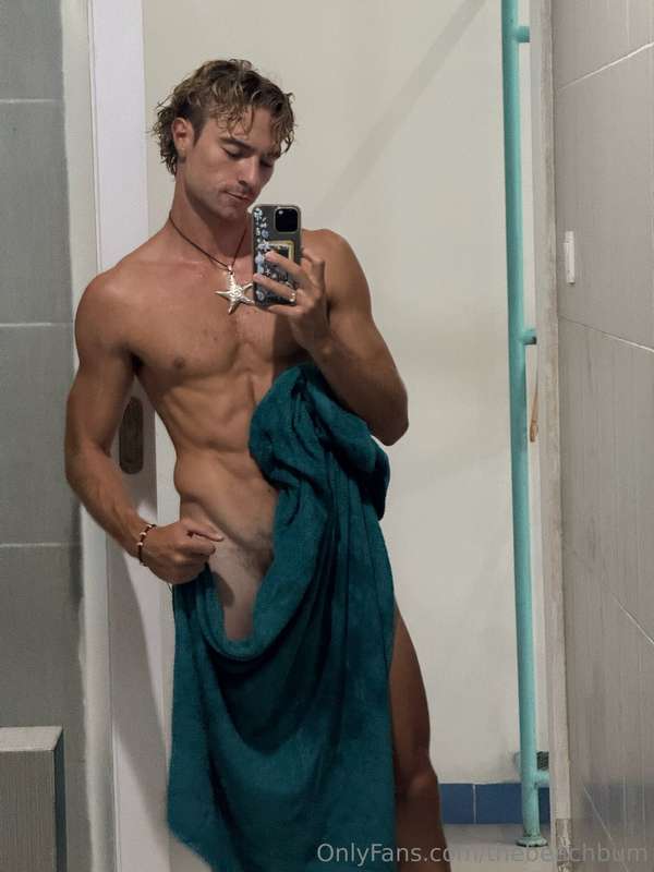 Should I drop the towel? 😈