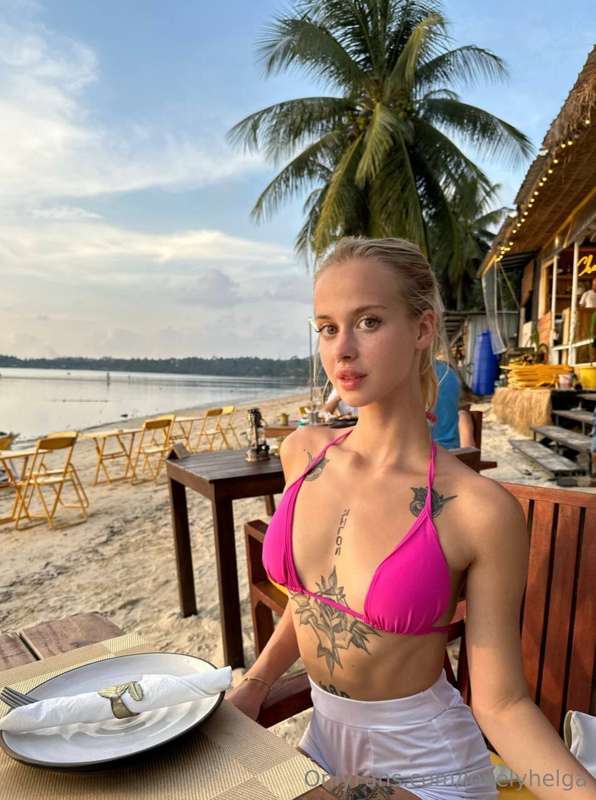 lovelyhelga