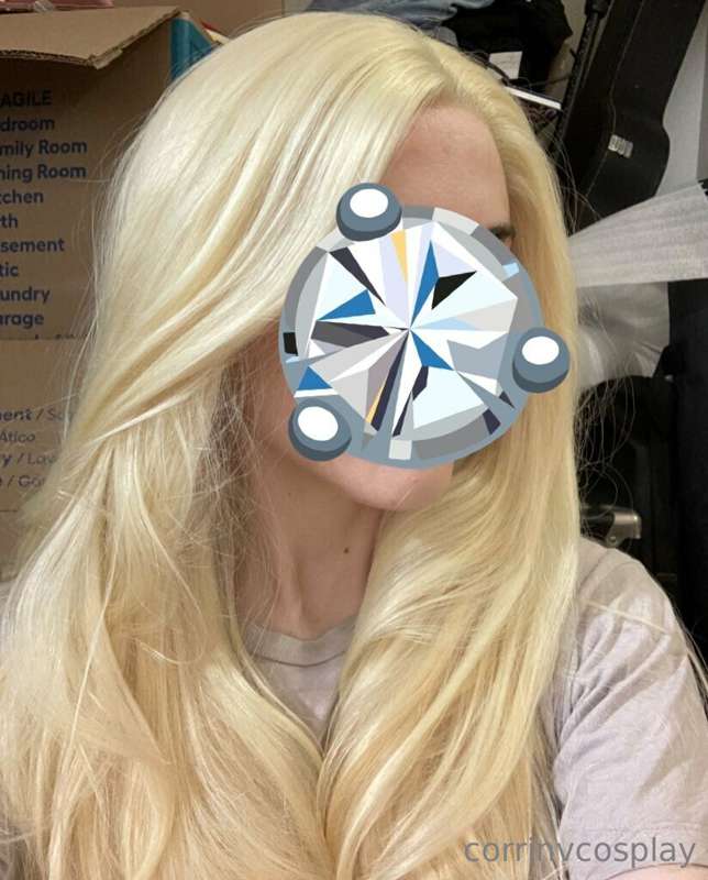 corrinvalentinecosplay