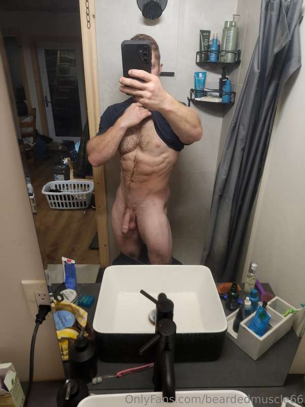 Who would to deepthroat 👅
