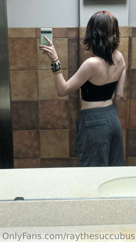 raythesuccubus