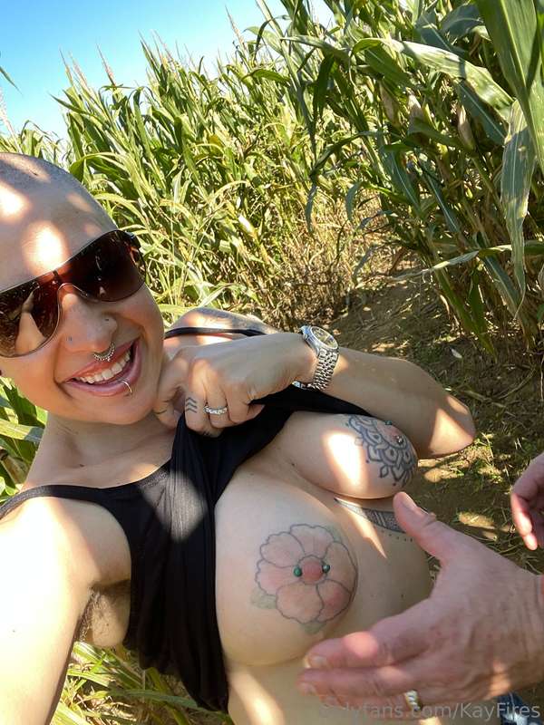 I got fondled in a corn maze today!! 😜 We visited the pumpki..