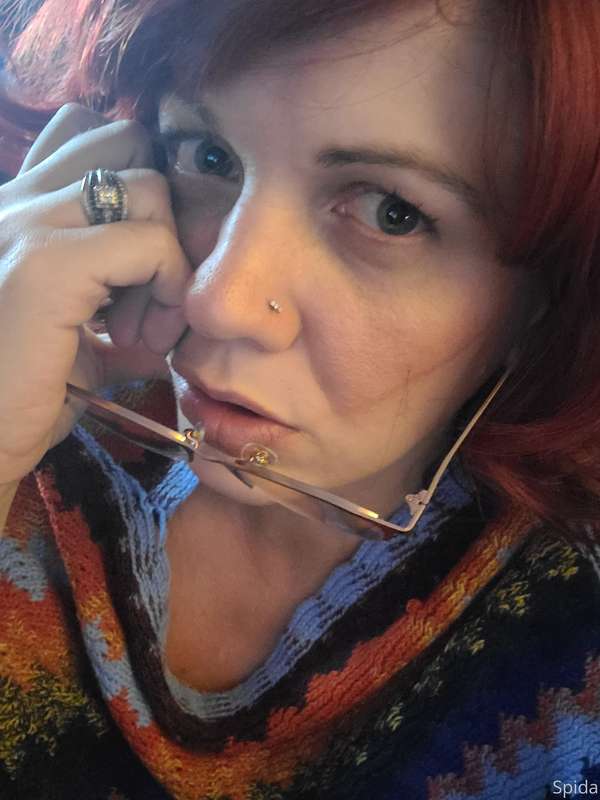 Trying to get porn star famous... wonder how many looks I ca..