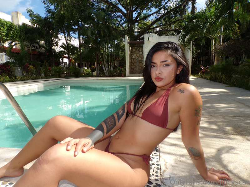 Im already wet just thinking about you watching me✨💖
