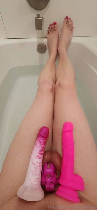 Want to cum join me in my bath?