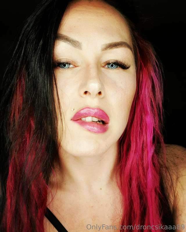 Ma este 8kor új album várható💋