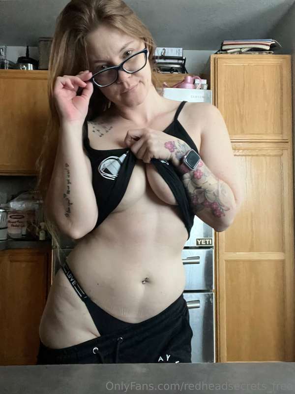Can you cum on my tummy? 