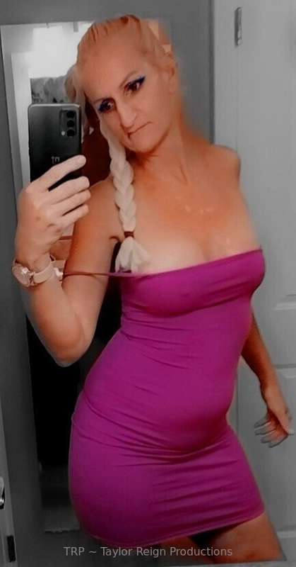 taylor_reign69 image #0