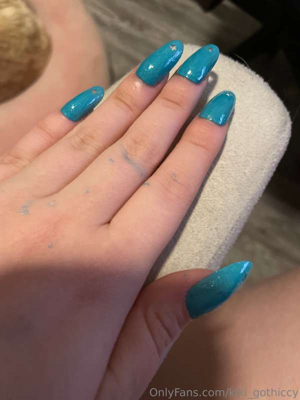 I did my own nails 🥰🥰🥰💙💙💙
