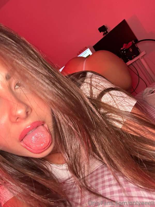 👅