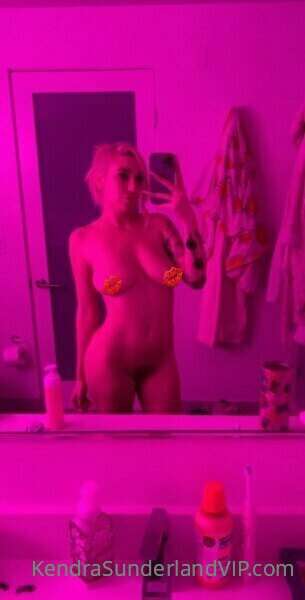 Photo 47 of Kendra Sunderland on Tocromo