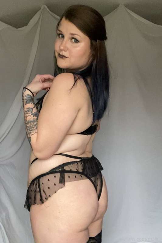 I’ve been so naughty, who wants to punish me?