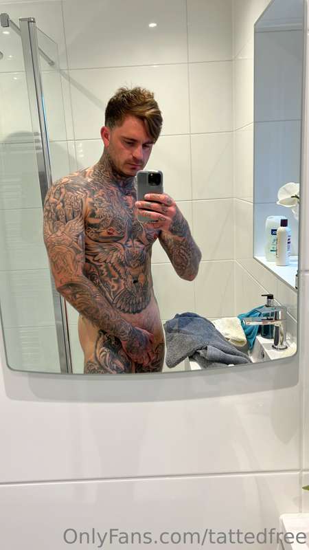 @tattedg8  😈