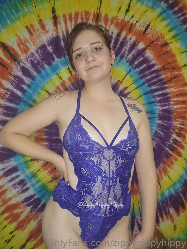 I'm a fan of blue. Are you? 🥰