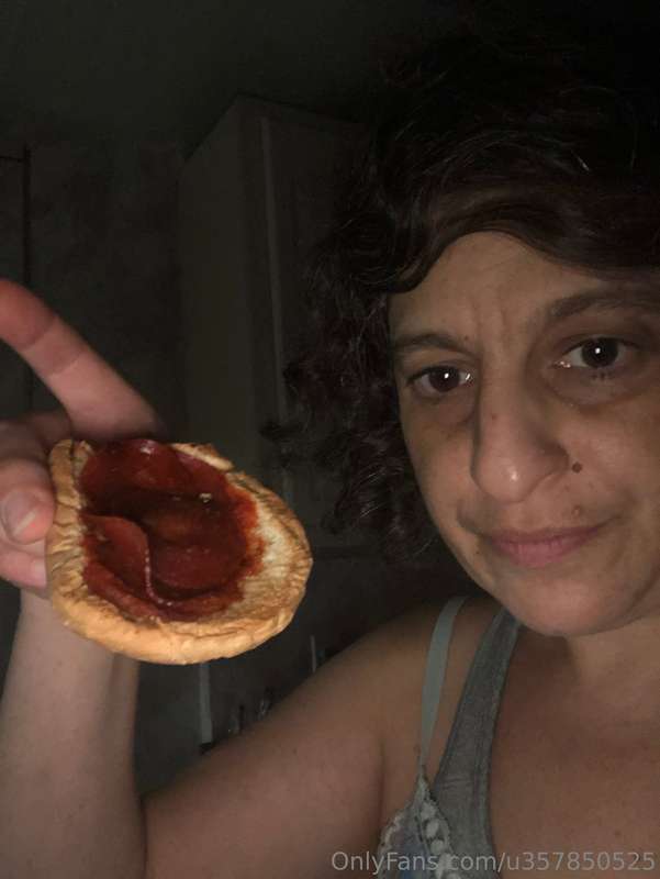 Hamburger bun mini dairy free pizza