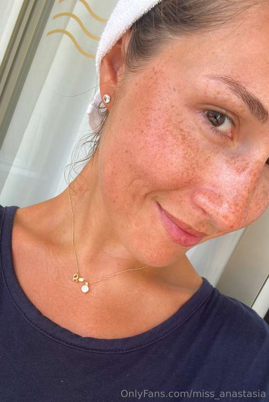 miss_anastasia