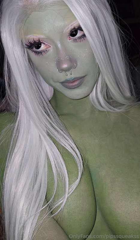 Getting the green paint off was such a pain 😭