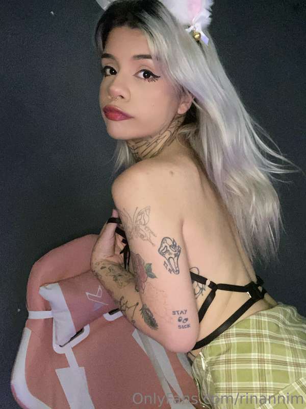 Last from this set 🖤
Want to see the video I made between th..