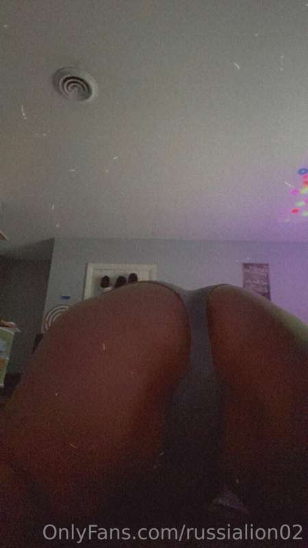 U want this? Than tell me how bad u wanna fuck me😈