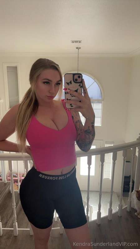 Photo 527 of Kendra Sunderland on Tocromo
