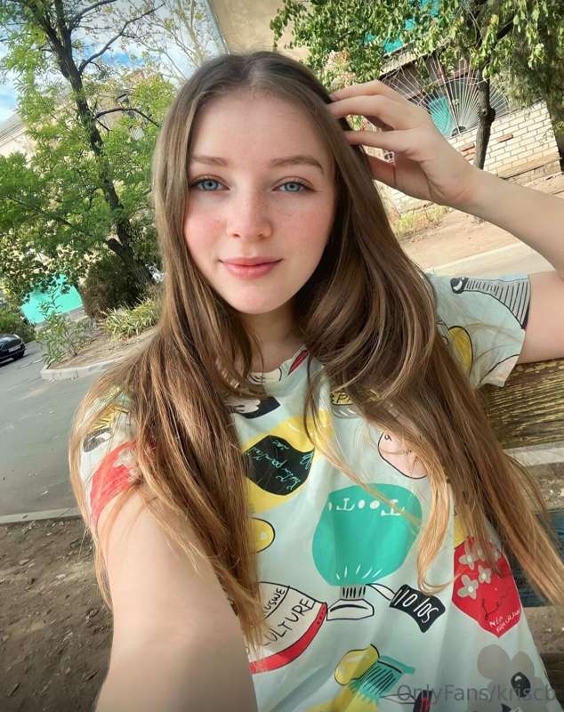 💛FREE SUBSCRIPTION ONLY TODAY💛
She's so kinky for her age.. ..