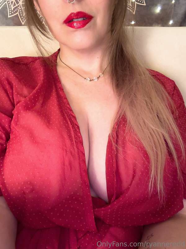 🫦💋💋💋