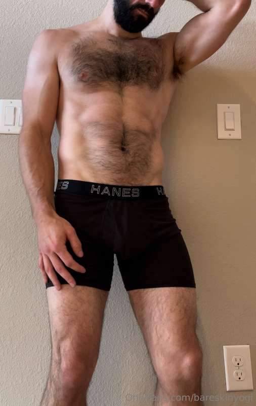 Friyay! Ready for no pants weekend! 😁