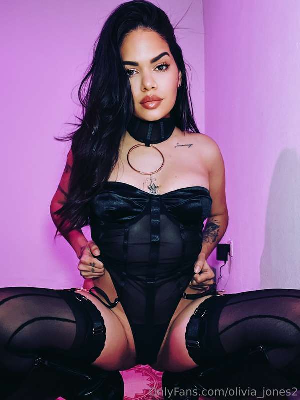 Do you like black?🖤😈