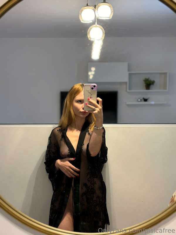 Abonament 3$ pe VIP 10 locuri 😋😋 @pisica  onlyfans.com/pisic..