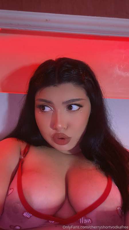 https://onlyfans.com/cherryshortvodka