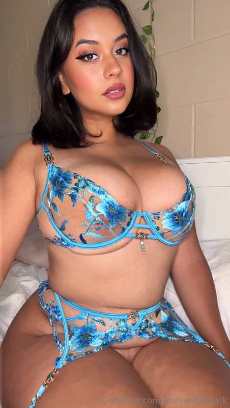 Uhhh the bra didn’t fit but I work with what I got 😎😎😎🩵💙🩵💙