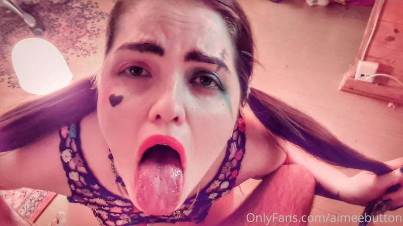 😈⁉️What are your actions if I am like this at your house⁉️😏😛..