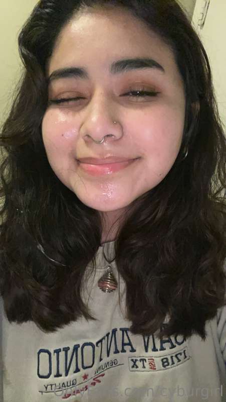 more of me with cum on my face tonight ☺️