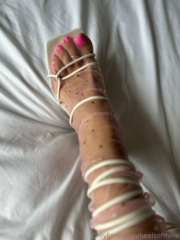 heelsofmine image #1