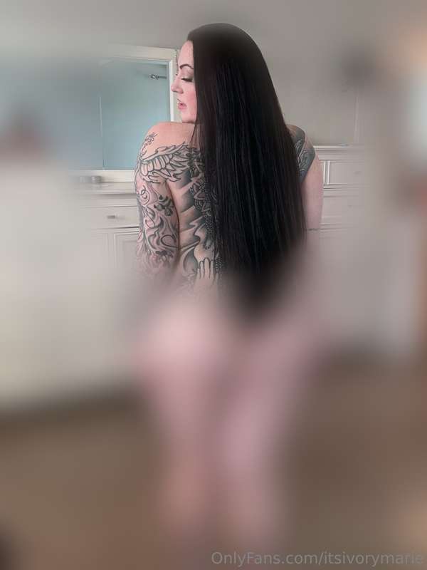 Wanna see this set?? I'm ***naked*** wearing _black pasties_..