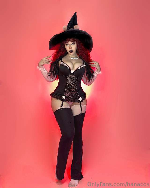 Witchy set coming up in the next few days! Then it will be f..