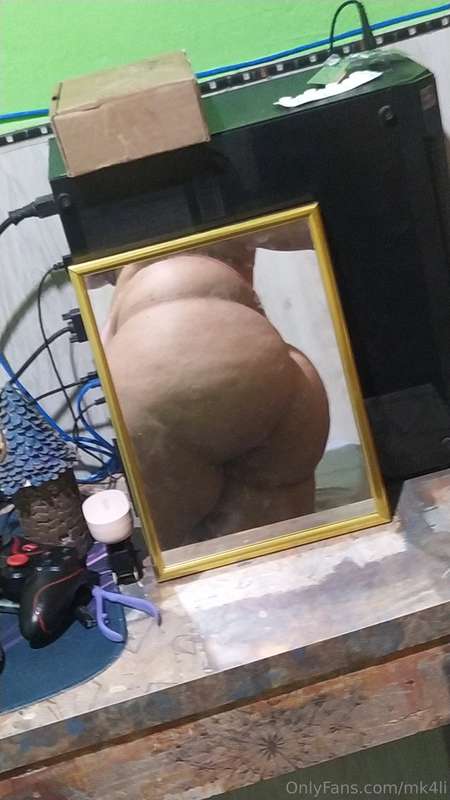 Oi gente desculpa o sumiço, gravei umas coisinhas, preciso s..